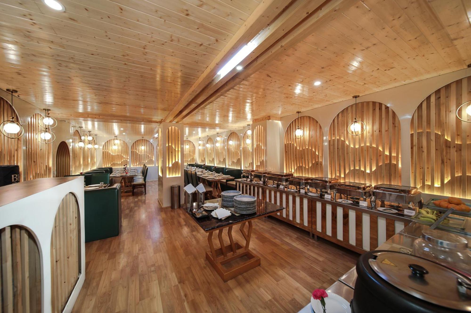 Hill River Resort - Central Heated & Air Cooled - Near Mall Road , Best Property Of Manali 2024- 2025 Exterior foto