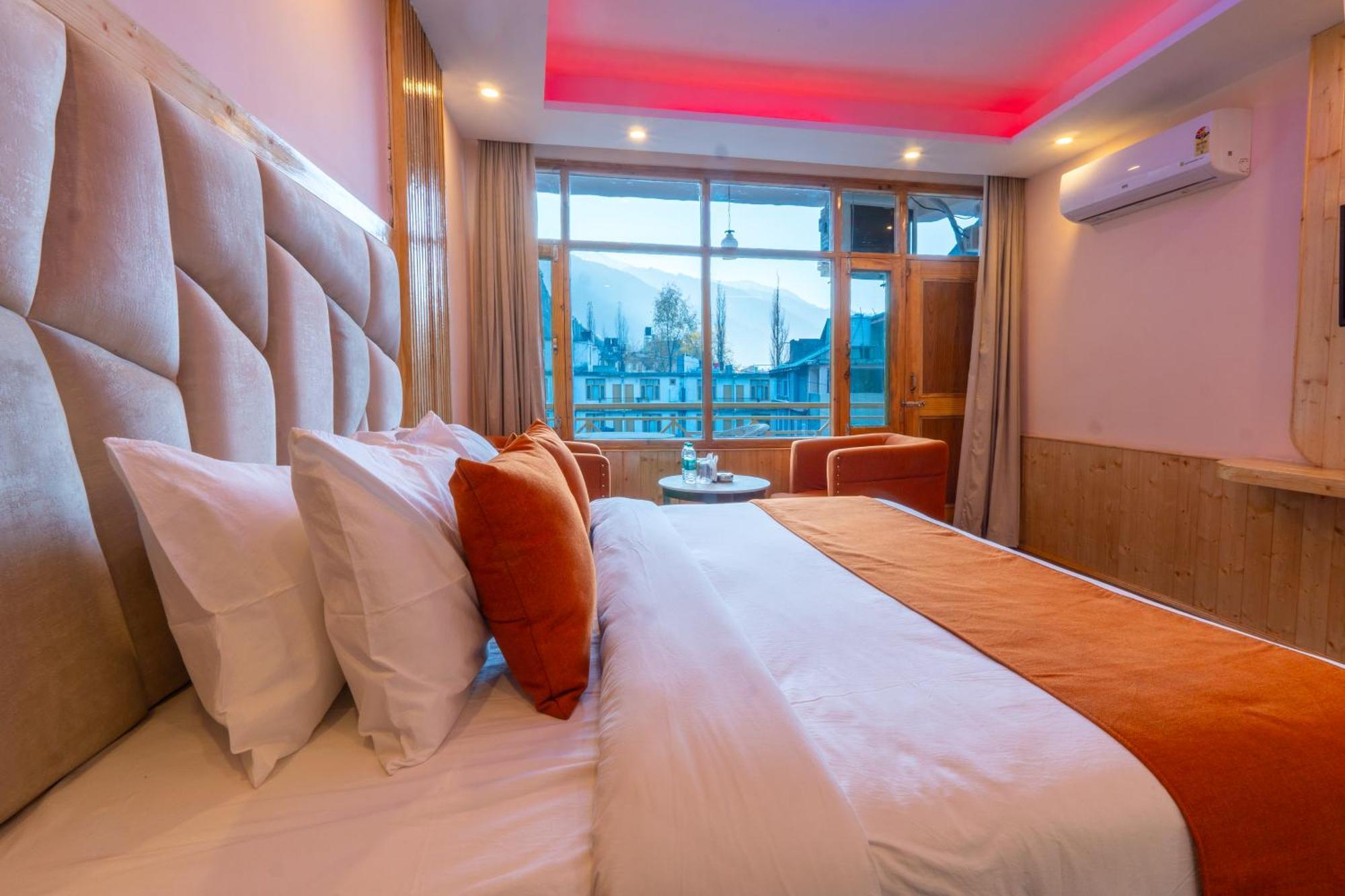 Hill River Resort - Central Heated & Air Cooled - Near Mall Road , Best Property Of Manali 2024- 2025 Exterior foto