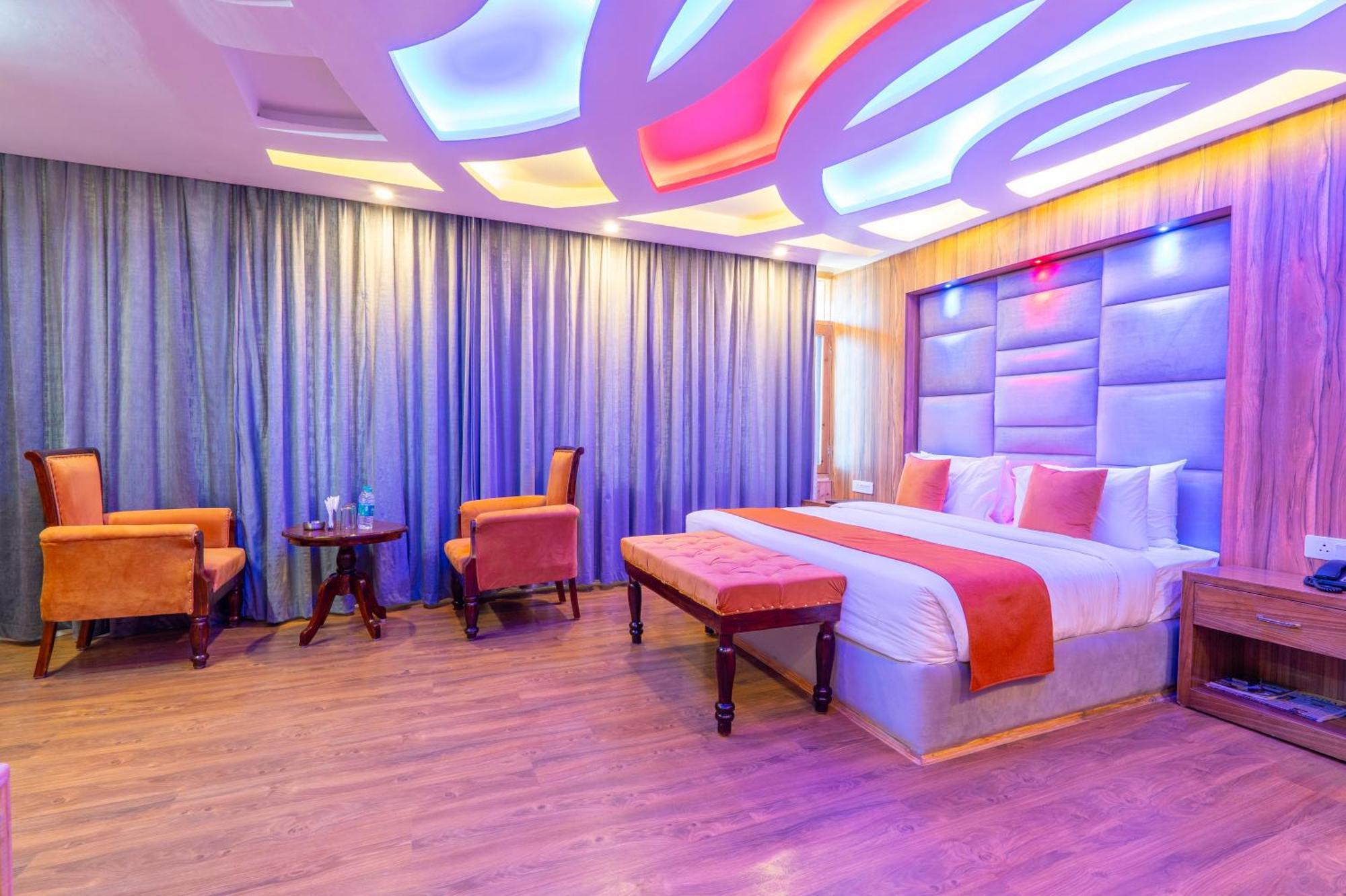 Hill River Resort - Central Heated & Air Cooled - Near Mall Road , Best Property Of Manali 2024- 2025 Exterior foto
