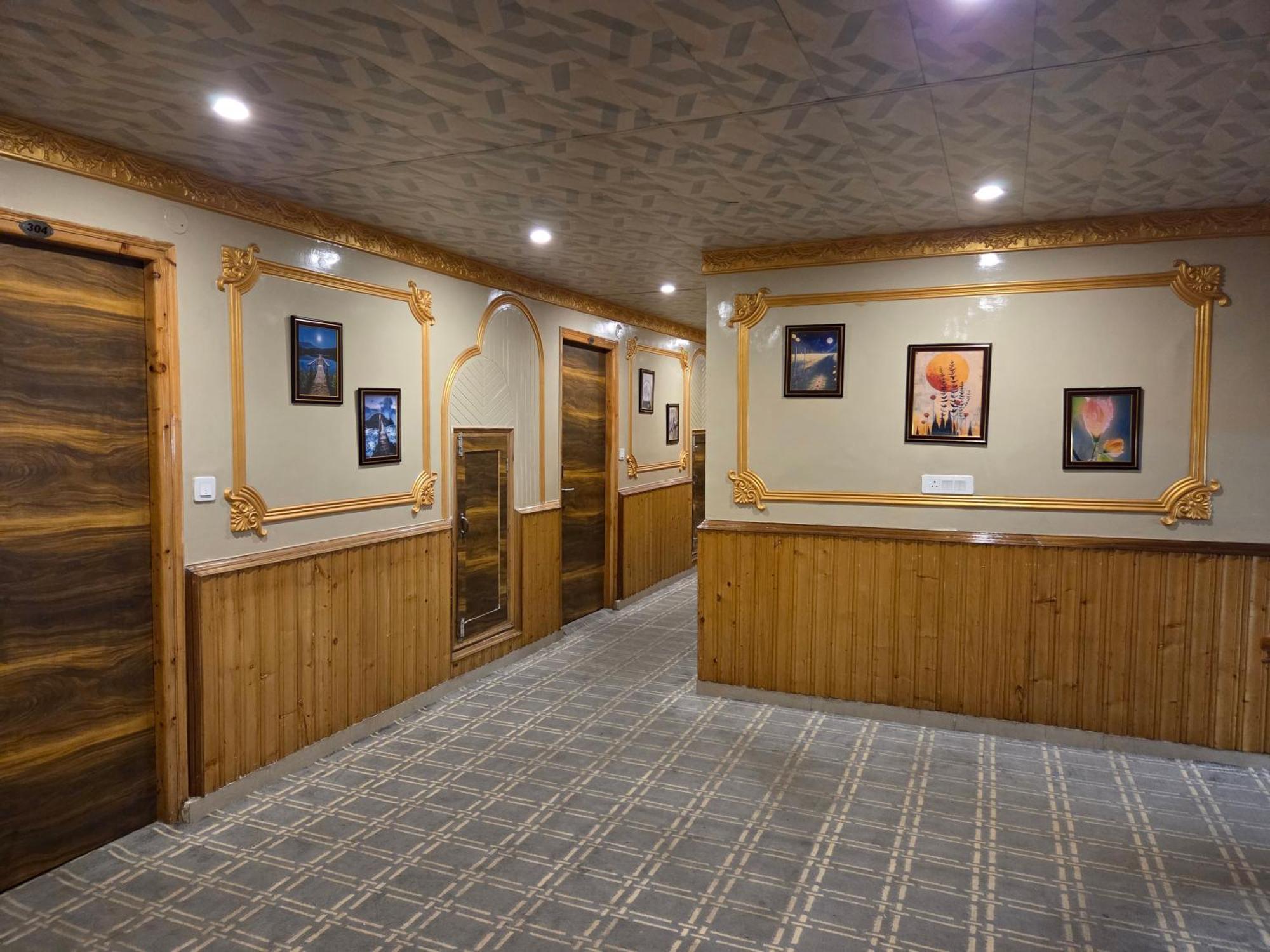 Hill River Resort - Central Heated & Air Cooled - Near Mall Road , Best Property Of Manali 2024- 2025 Exterior foto